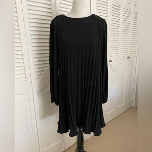 CO Elegant Black Pleated Dress